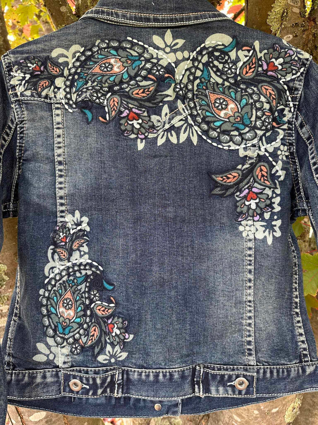 Grace in  La Denim Cowgirl Jacket Embroidery Size  Sm , XL