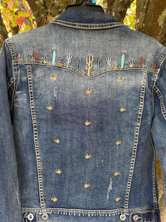 Grace in  La Denim Cowgirl Jacket Cactus Embroidery Size L