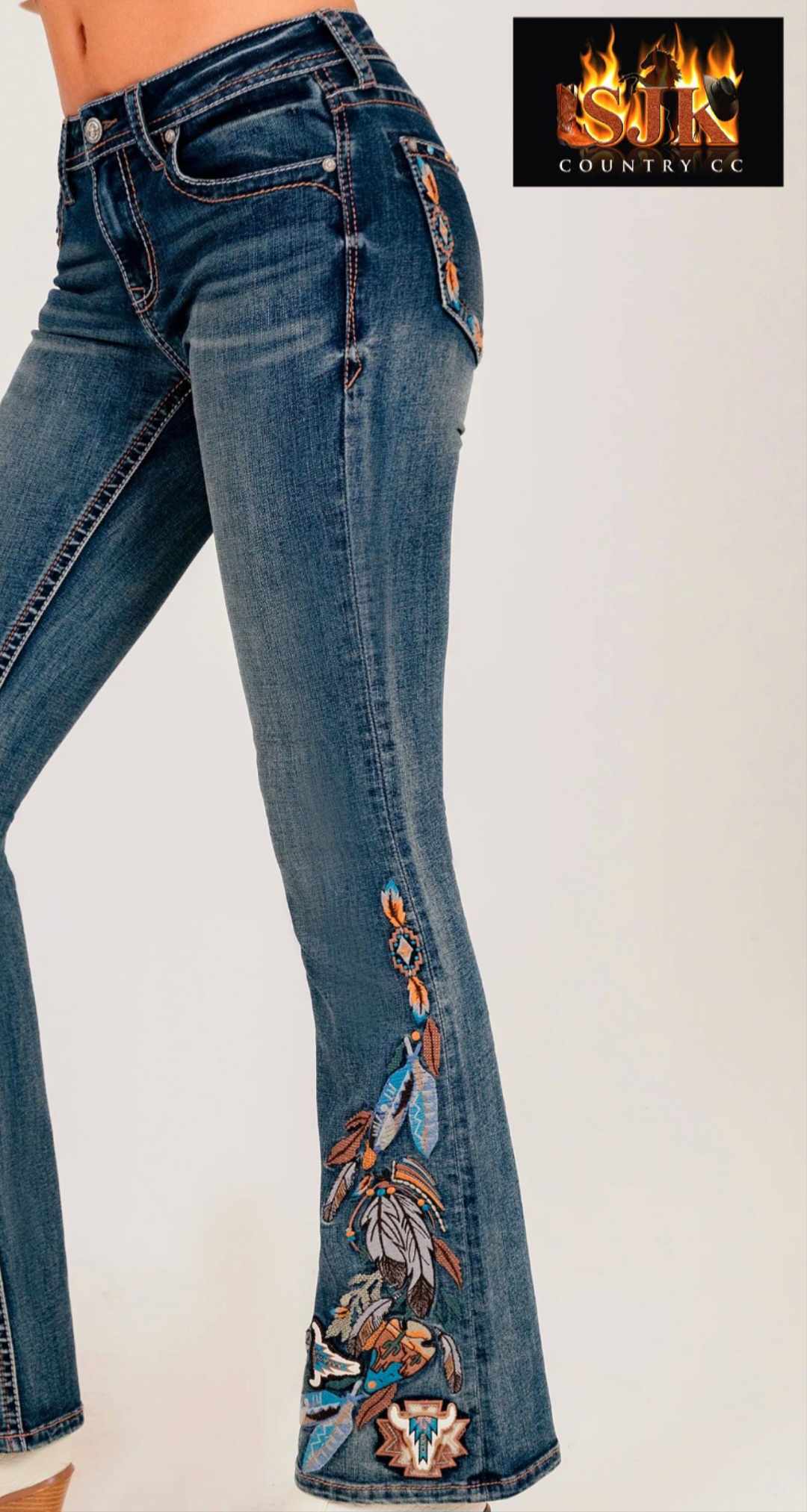 Grace in LA Mid Rise Feather & Western Motif Embroidery Flare Jeans Size 33