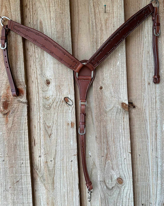 Breastcollar -  Quality leather breastplate Contour Barbwire