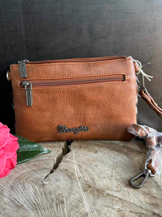 Wrangler Elisha Genuine  Cowhide  Leather Clutch/ Crossbody