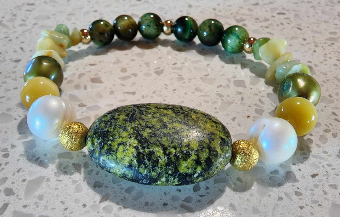 Jewellery - Genuine Semi Precious Gemstone & Freshwater Pearl Bracelet