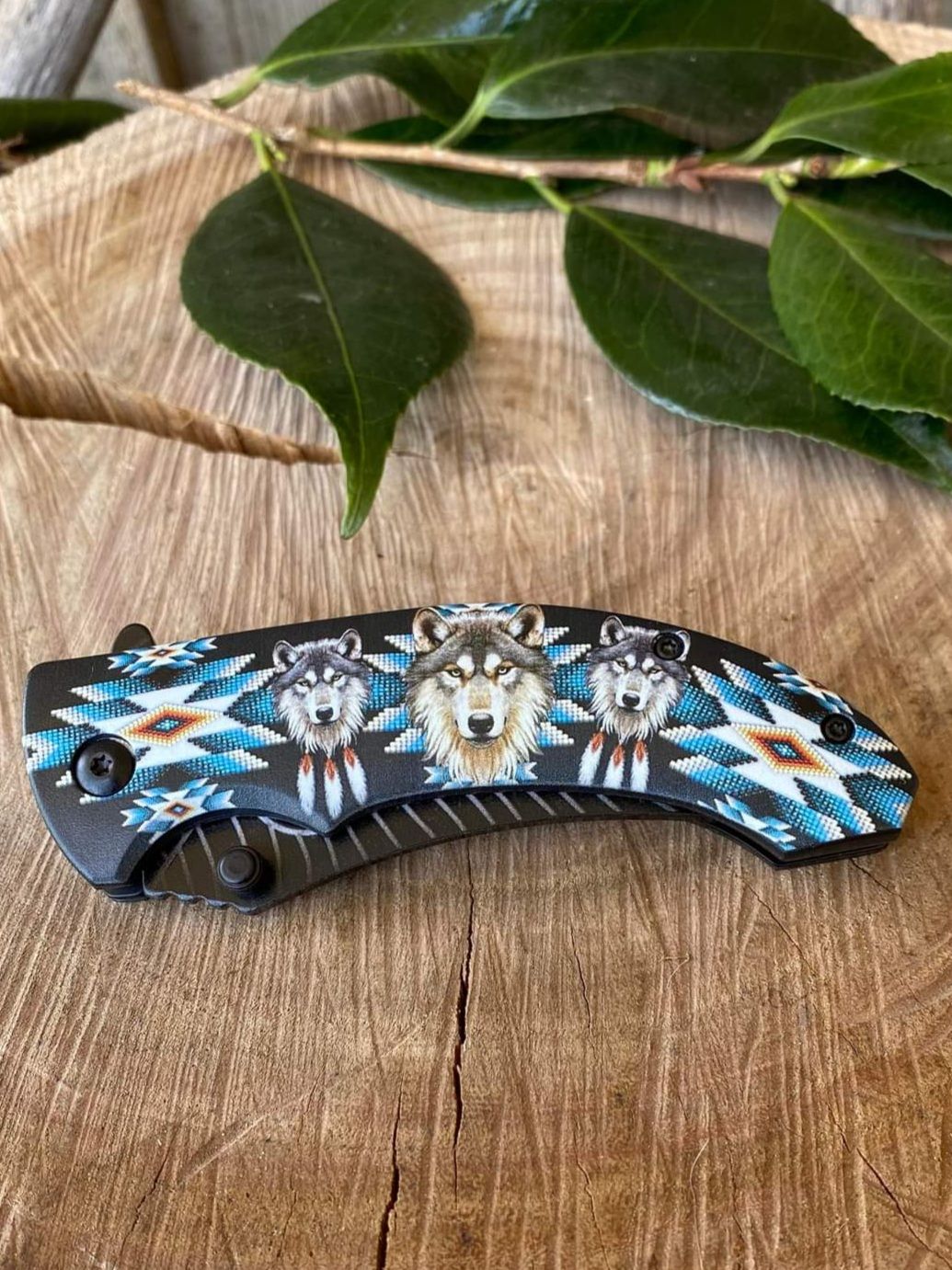 Knife - Native American Wolf Pocket Knife