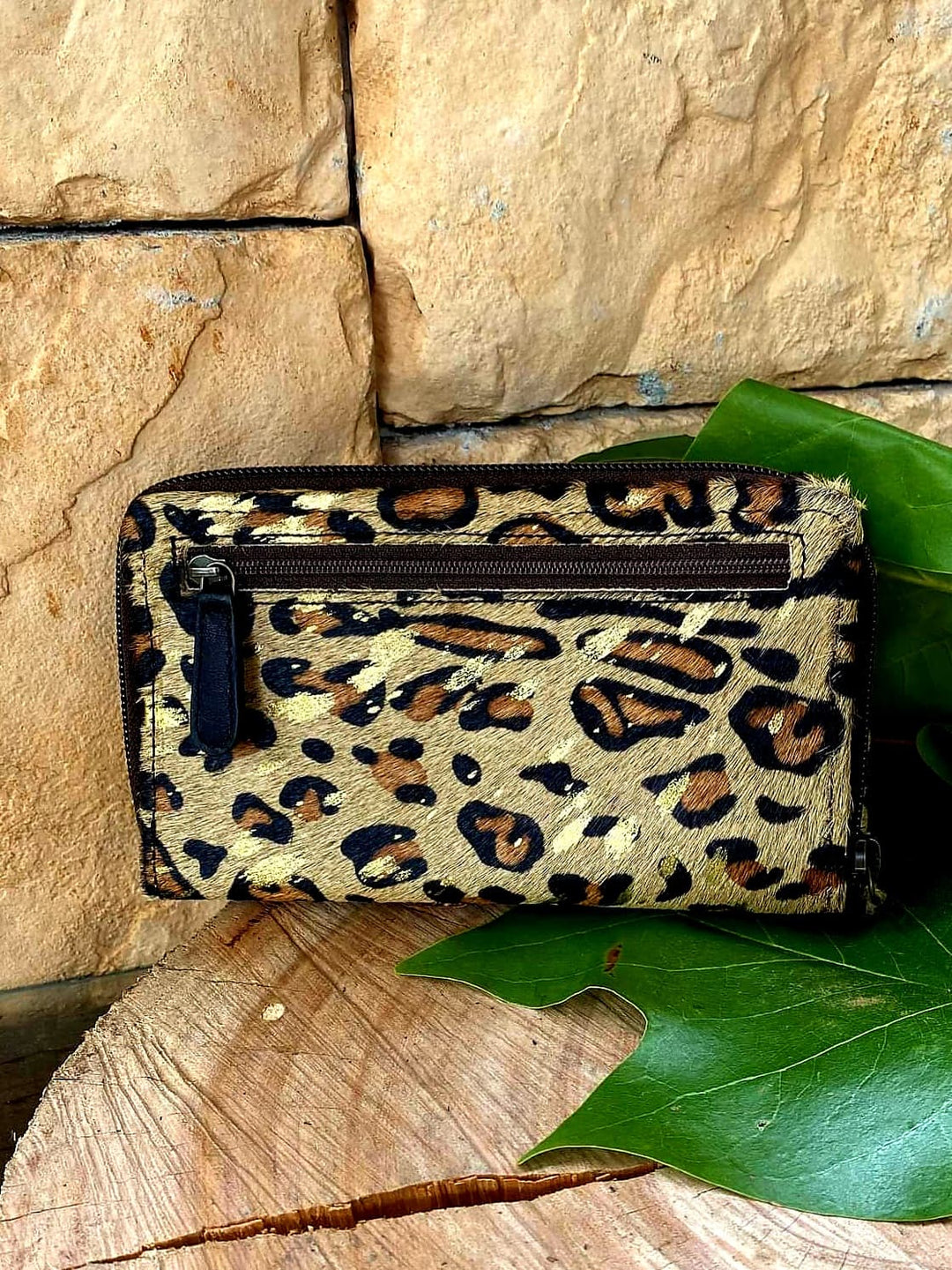 Western Hide & Leather Phone Wallet Purse